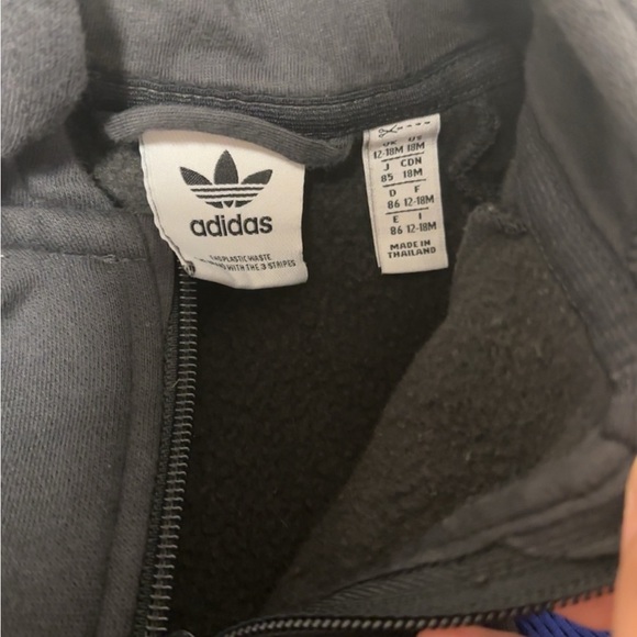 Adidas set - Picture 2 of 2